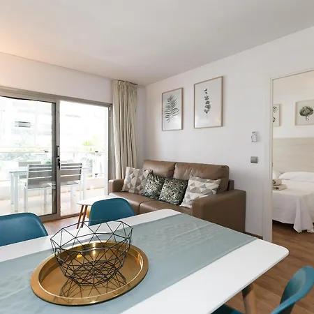 Uhc Michelangelo Apartments Salou Quarto foto